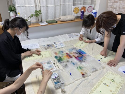 アロマスクールかえで